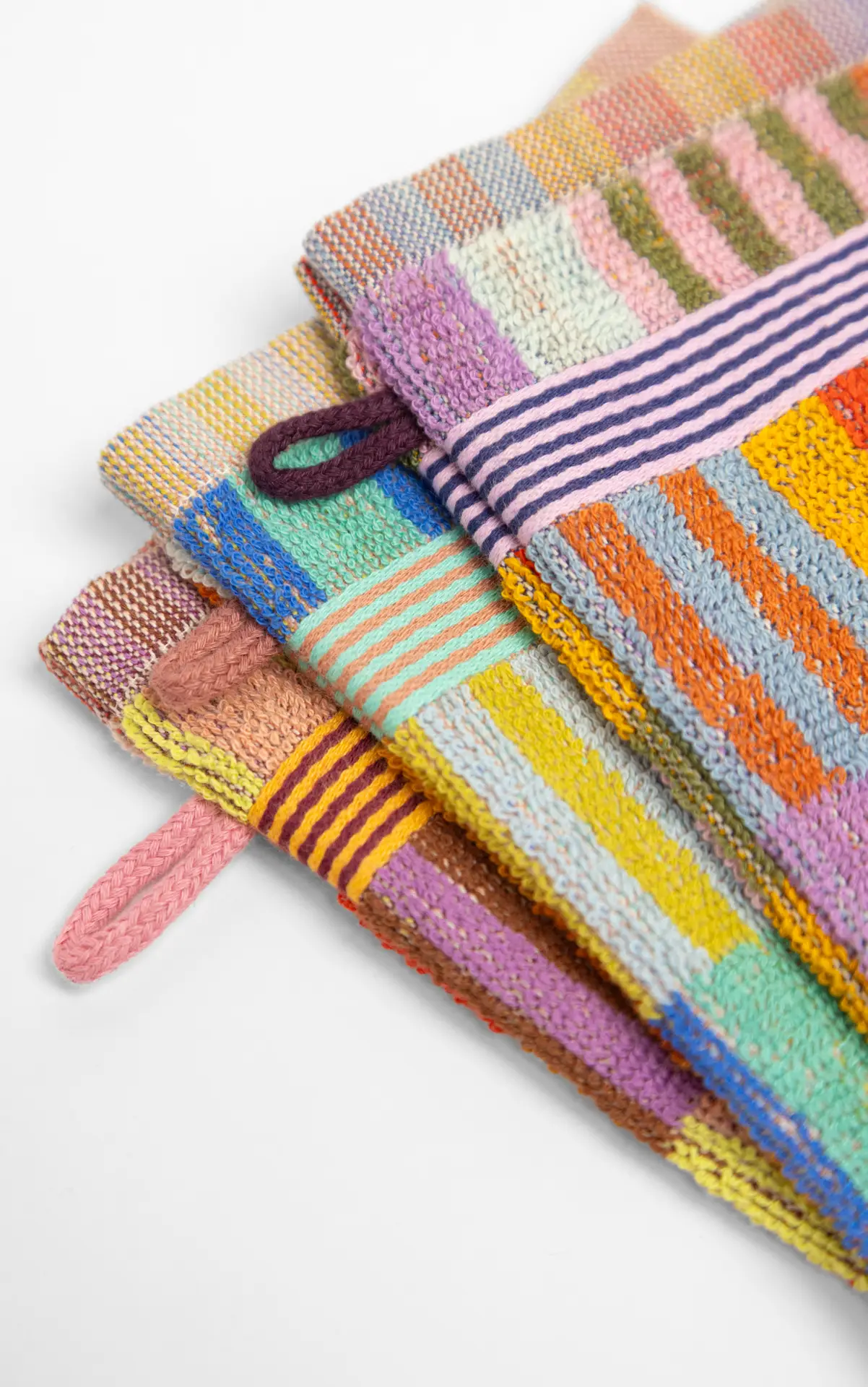 foekje-fleur-wash-glove-trio-121-tulip-quilt-3-waschhandschuhe-aus-industrierest image 6