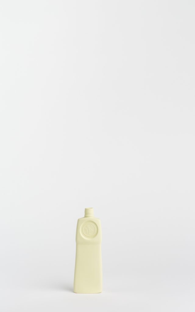 foekje-fleur-porcelain-bottle-vase-18-post-it-porzellanvase image 6