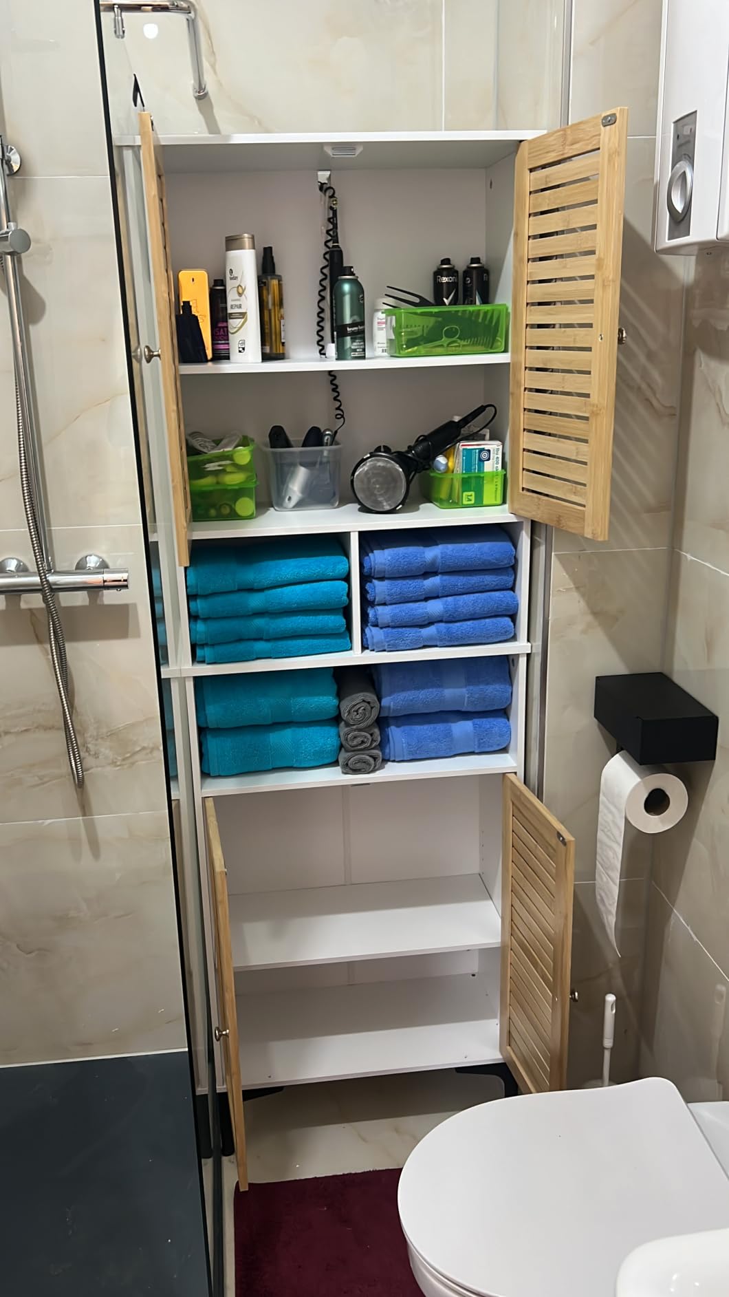 Schöner Schrank, aber etwas leicht