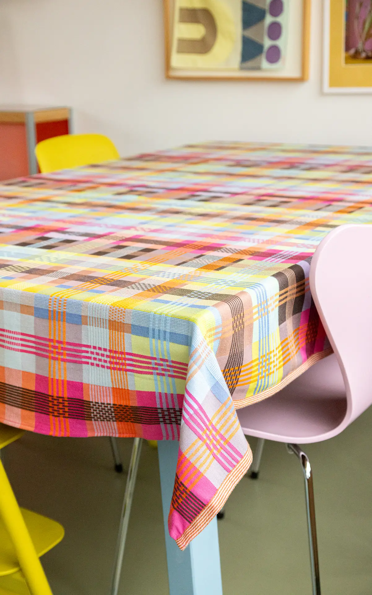 foekje-fleur-table-cloth-71c-wild-weave-tischdecke-aus-industrieresten-140-x-140 image 2