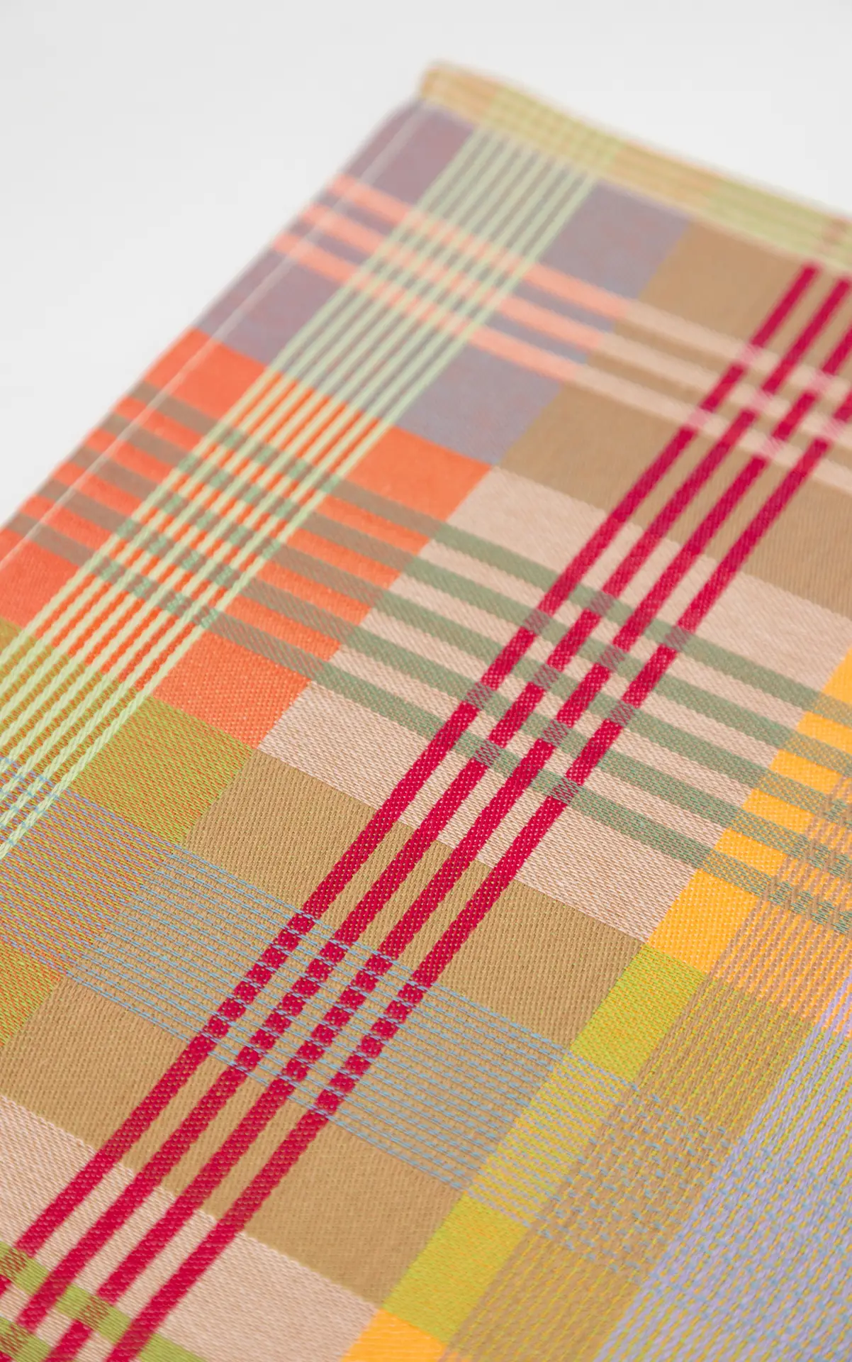 foekje-fleur-tea-towel-116b-wild-weave-geschirrtuch-aus-industrieresten-70-x-50- image 5