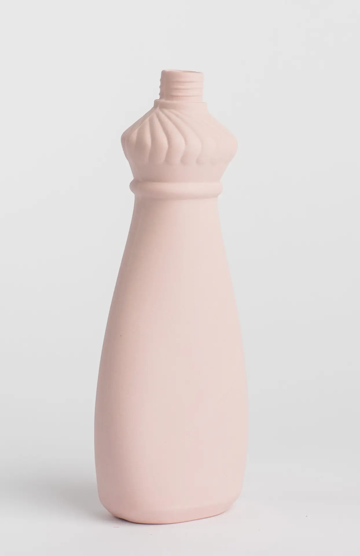 foekje-fleur-porzellan-flaschenvase-15-powder-handgefertigt-in-portugal-21-6-8-0 image 3