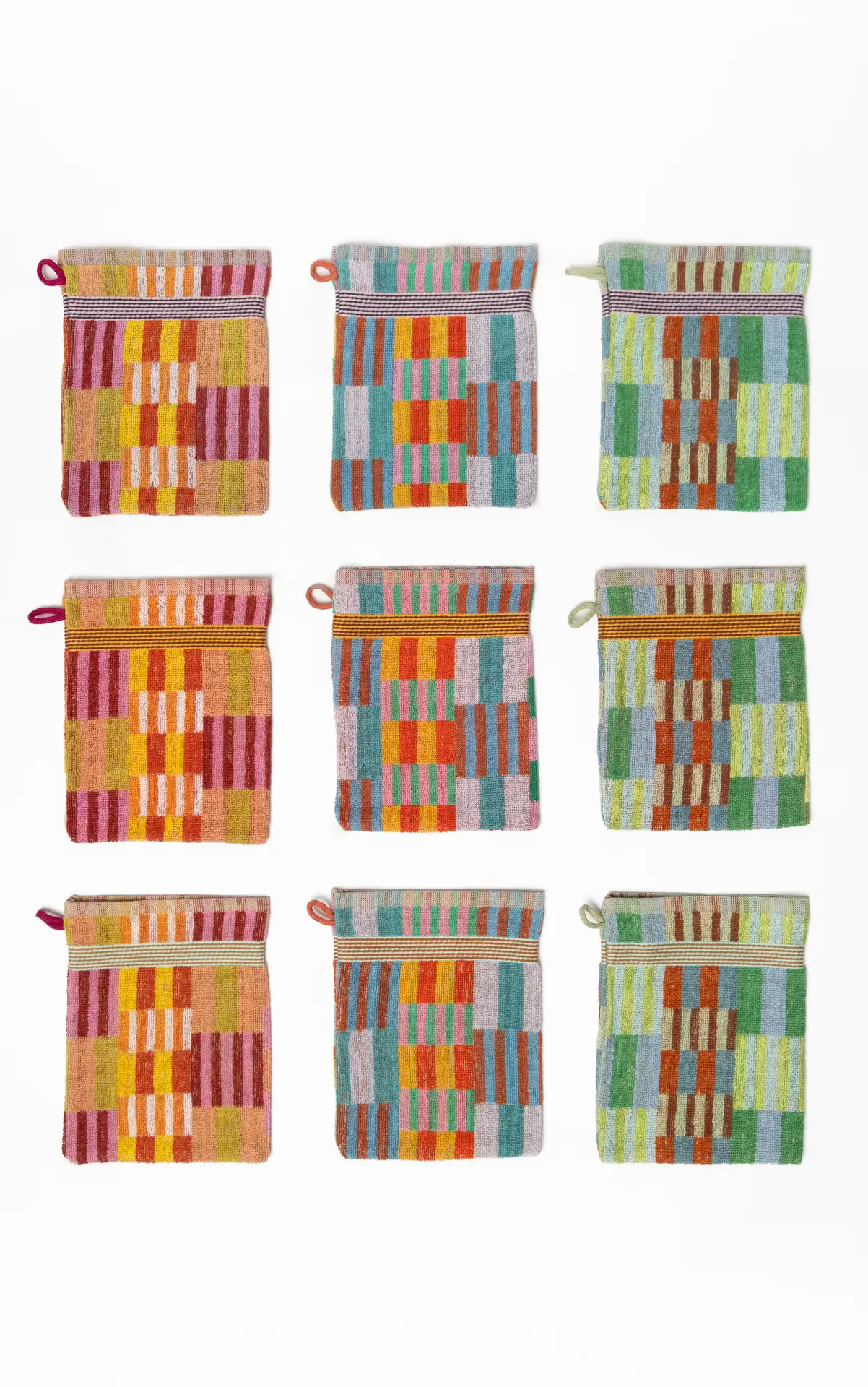 foekje-fleur-wash-glove-trio-80-tulip-quilt-3-waschhandschuhe-aus-industriereste image 4