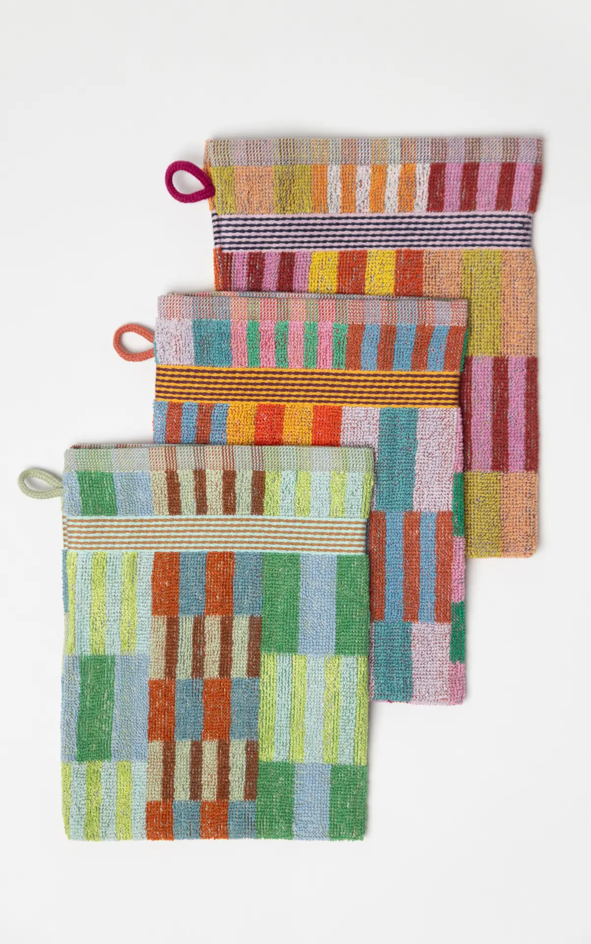 foekje-fleur-wash-glove-trio-80-tulip-quilt-3-waschhandschuhe-aus-industriereste image 3