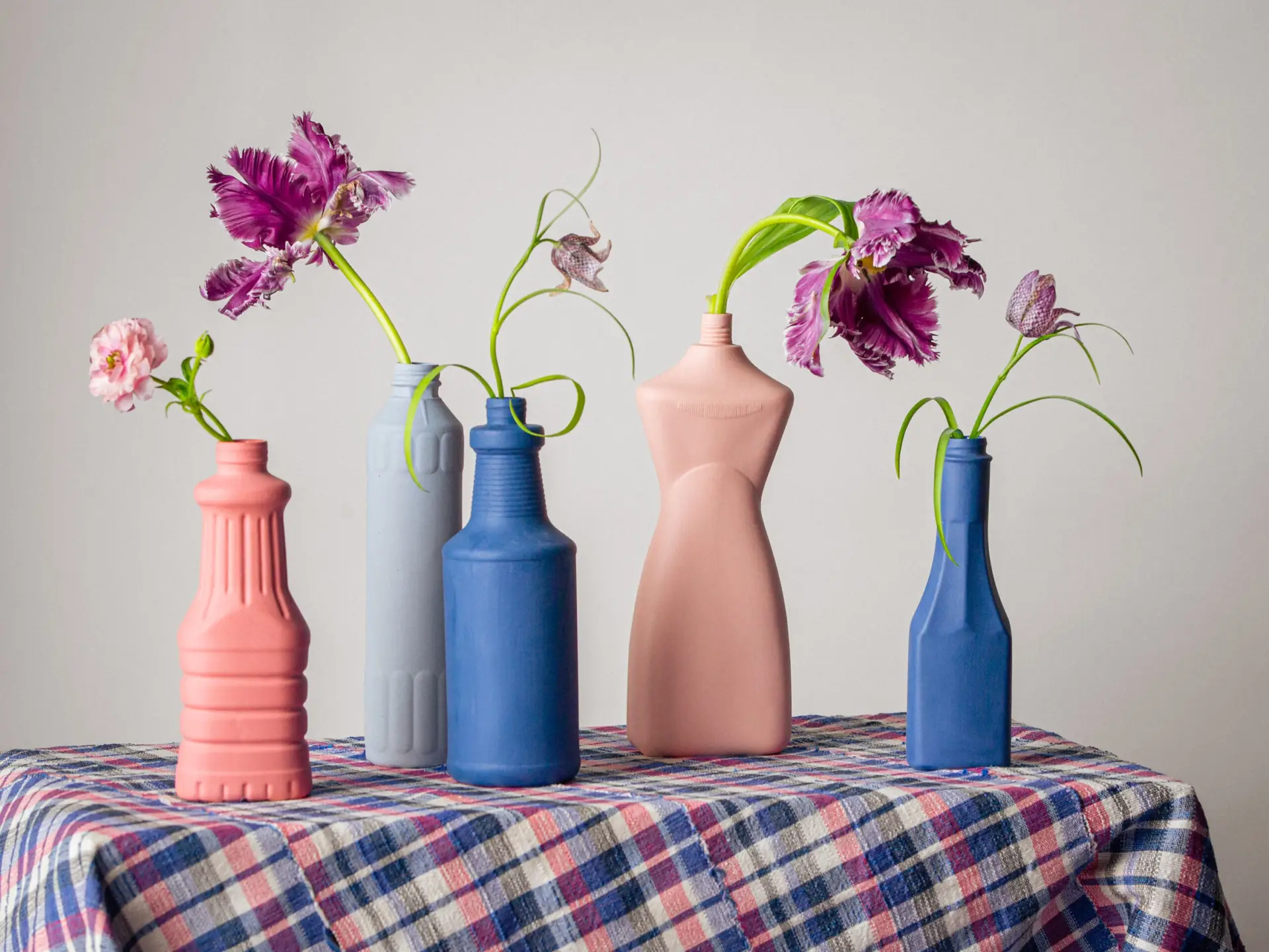 foekje-fleur-bottle-vase-project-porzellanvase-26-lavendel-22-5-cm-handgefertigt image 5