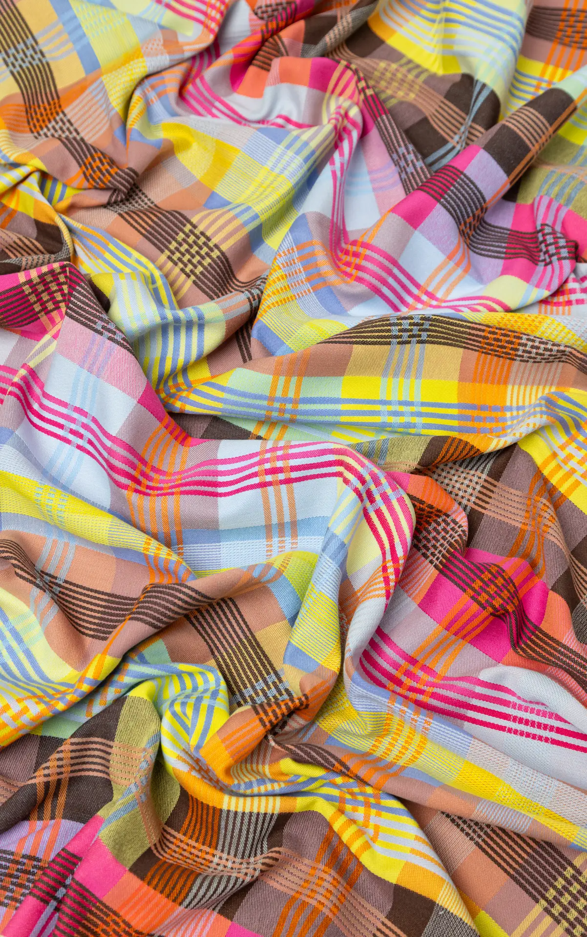 foekje-fleur-table-cloth-71c-wild-weave-tischdecke-aus-industrieresten-140-x-140 image 6