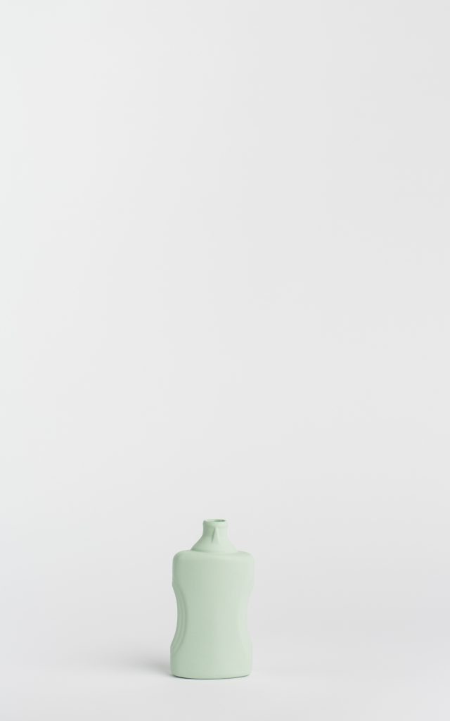 foekje-fleur-porzellan-bottle-vase-21-mint-handgefertigt-in-portugal-12-8-6-7-3- image 7