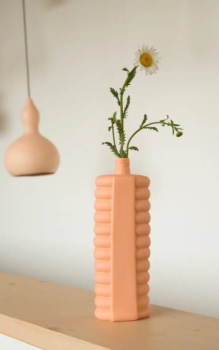 foekje-fleur-porcelain-bottle-vase-10-orange-handgefertigte-porzellanvase-aus-de image 5