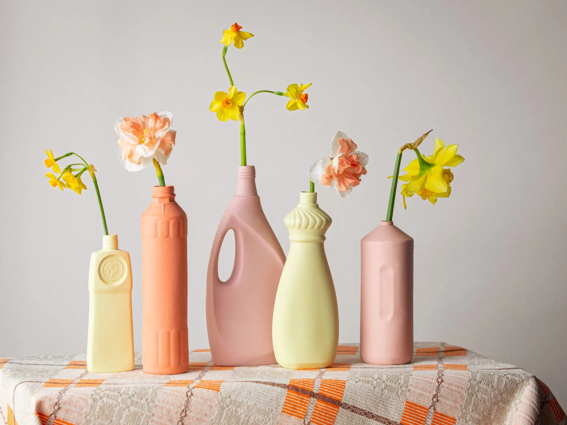 foekje-fleur-porcelain-bottle-vase-18-post-it-porzellanvase image 5