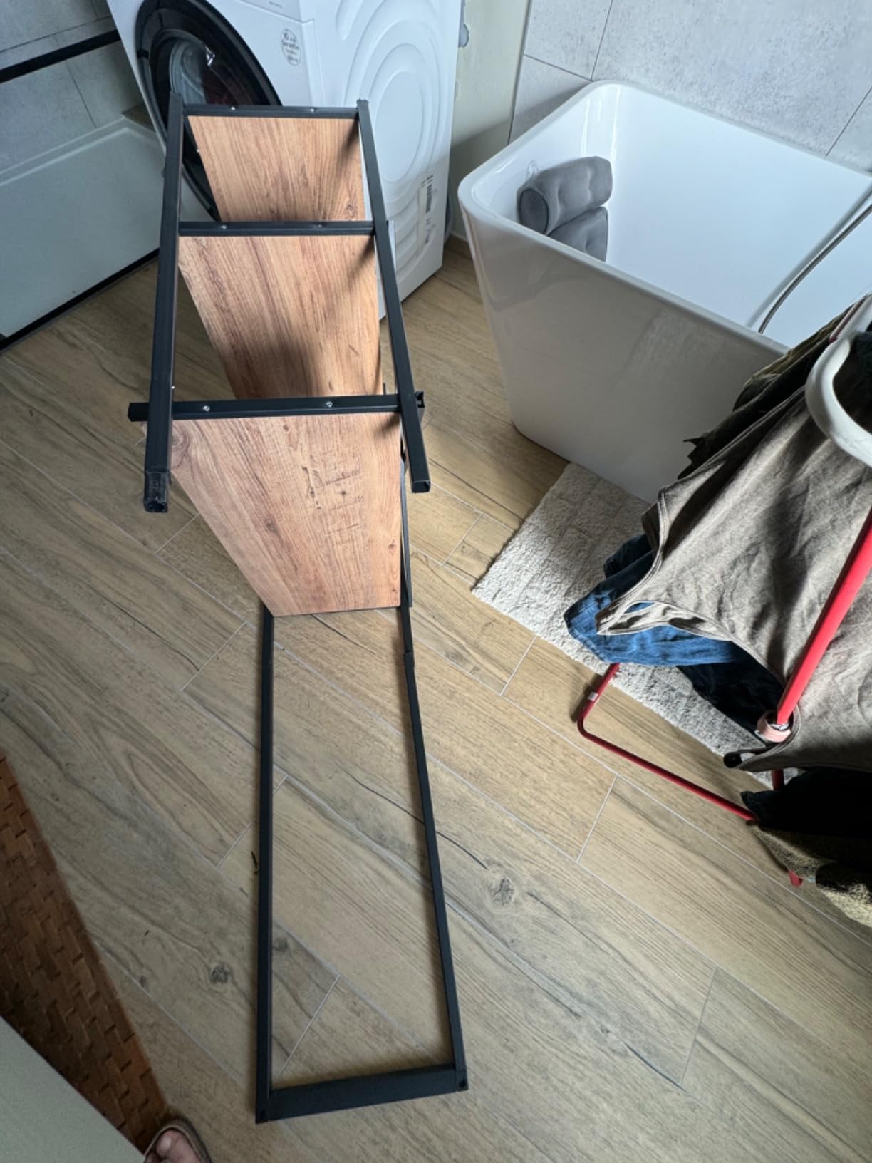 Bad wirkt größer