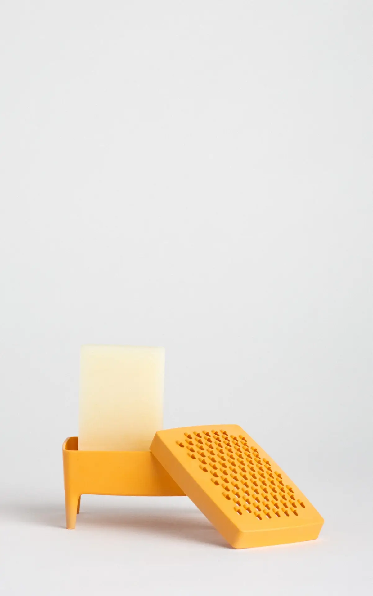 foekje-fleur-bubble-buddy-salmony-seifenspender-aus-recyceltem-plastik-mit-bio-s image 4