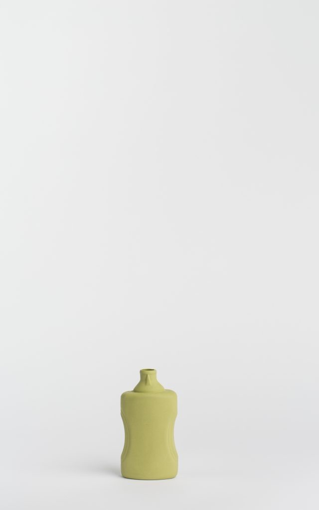 foekje-fleur-bottle-vase-project-porzellanvase-21-moss-12-8-x-6-7-x-3-8-cm-handg image 7
